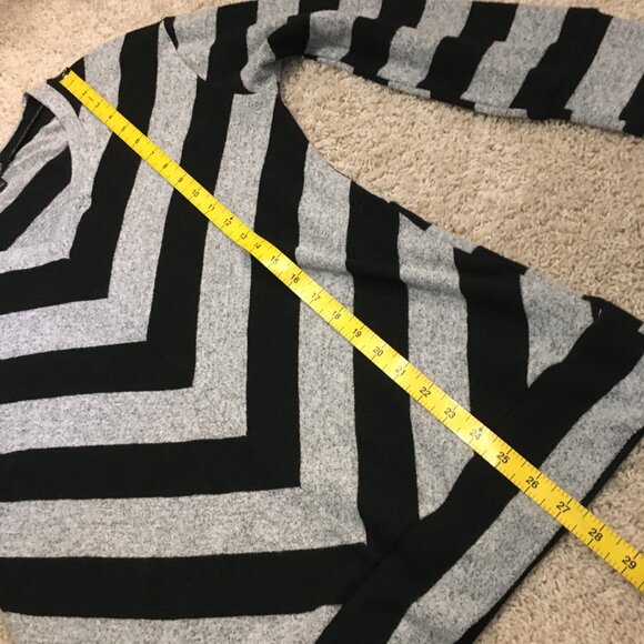 Punky Grey Black Tire Chevron Stripe Sweater - Picture 15 of 16